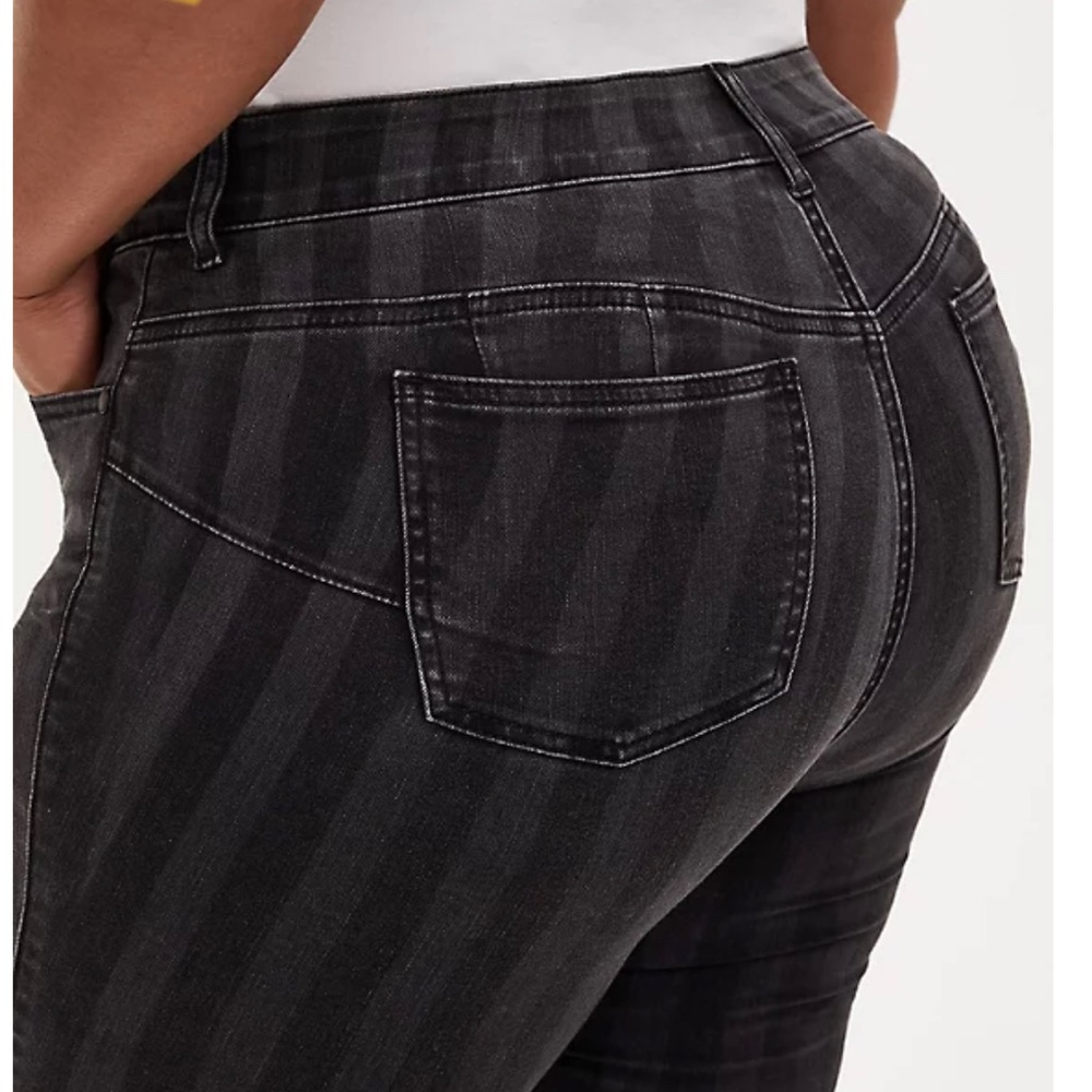 Bombshell Skinny Jeans-Super Soft Black Stripe Jeans